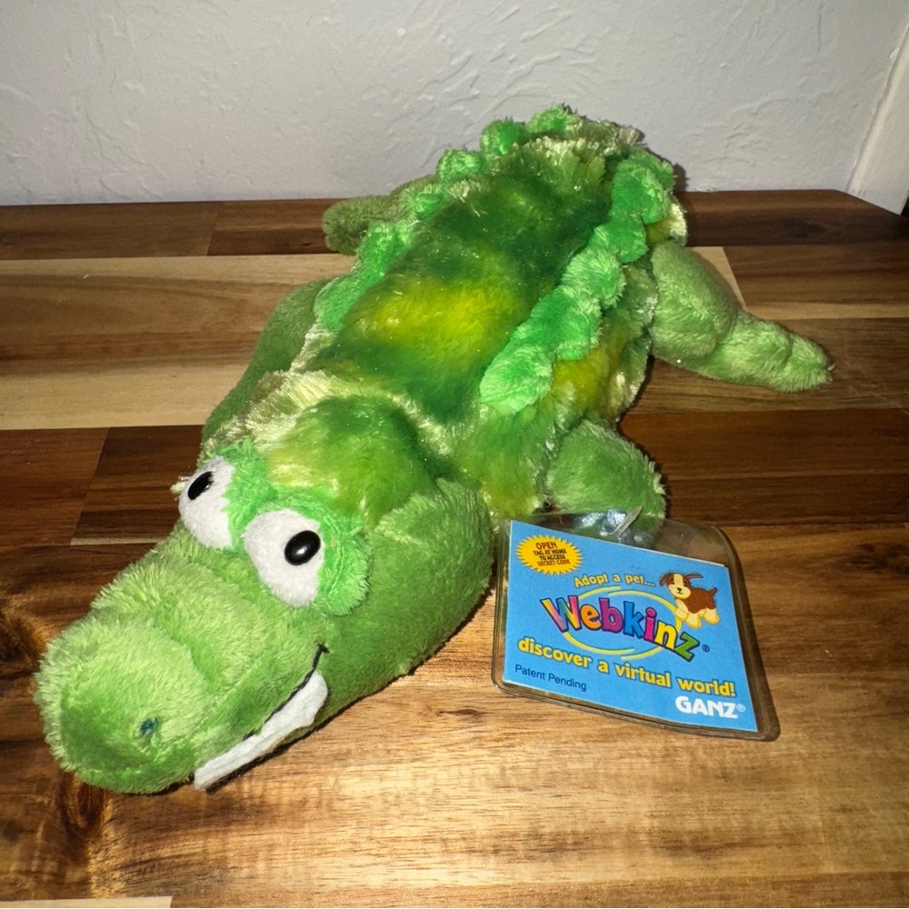 Webkinz Ganz Retired Crocodile(HM215) Stuffed Animal With New Unused Sealed Code